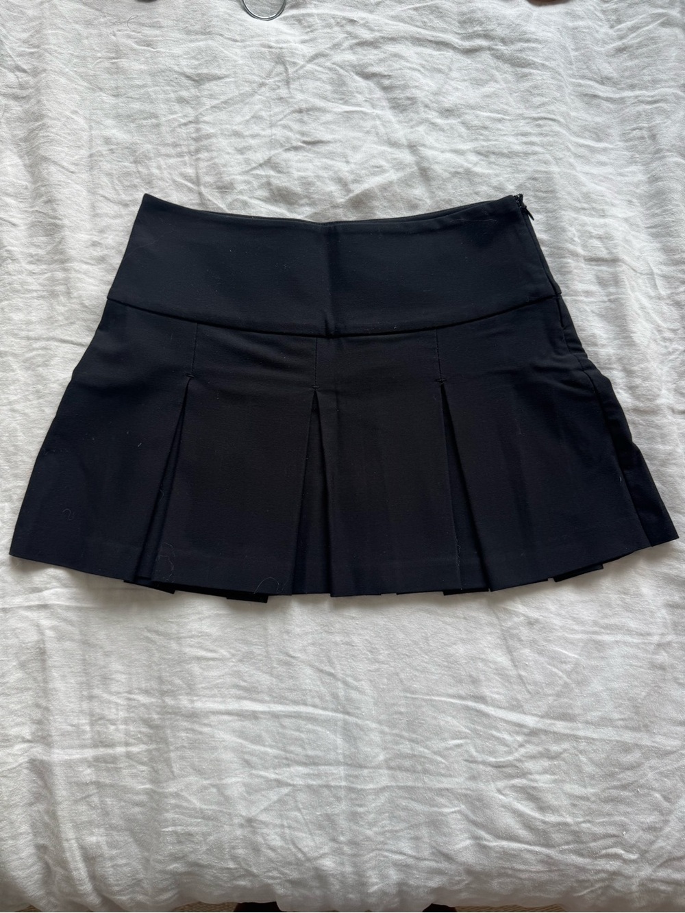 Aritzia Black Pleated Mini Skirt